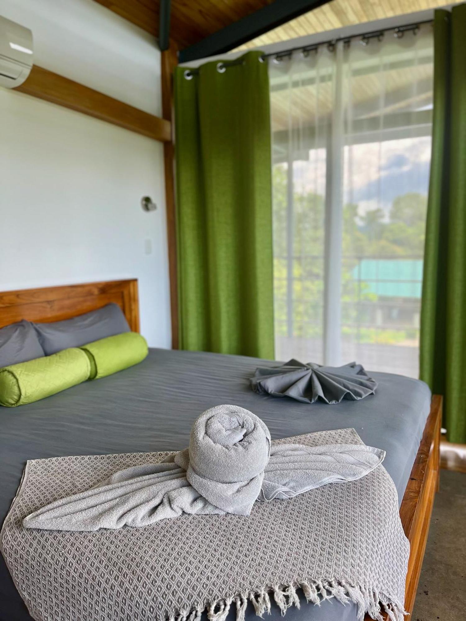 Southern Drake Lodge Drake Bay ภายนอก รูปภาพ